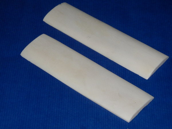 Büffelknochen, Griffschalen-Paar ca. 127x35,5x5,5 mm