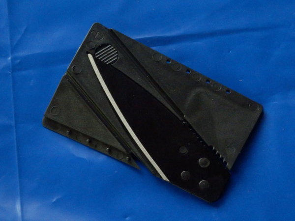 Taschenmesser in Kreditkartenform