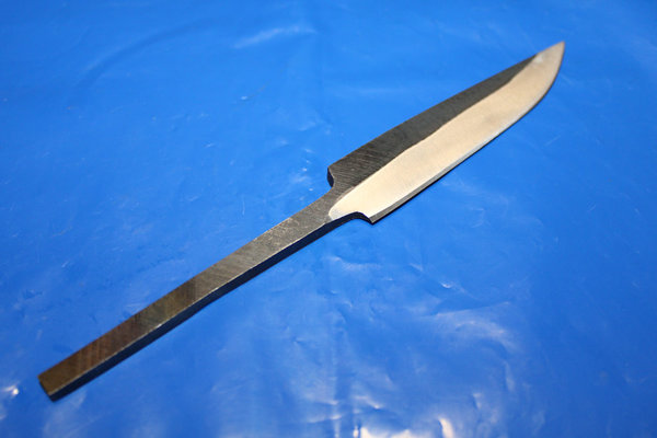 Messerklinge Wikinger mit breitem Rücken, rustikal